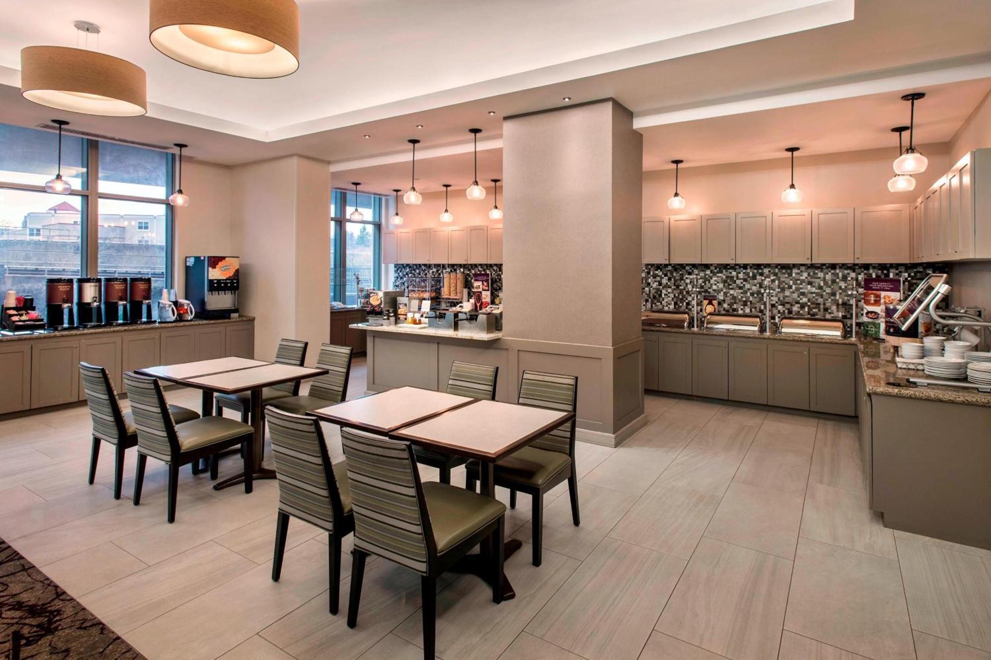Residence Inn Alexandria Old Town South At Carlyle Dış mekan fotoğraf
