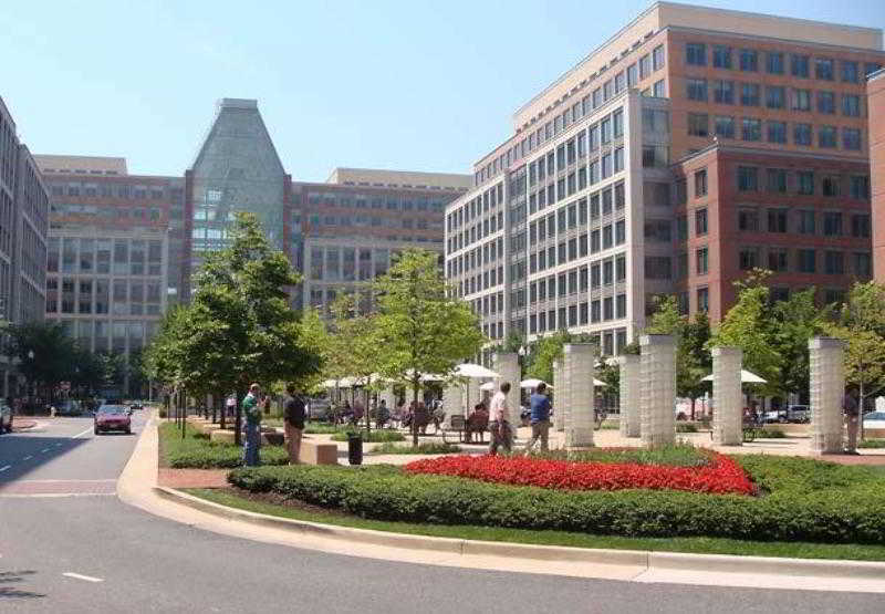 Residence Inn Alexandria Old Town South At Carlyle Dış mekan fotoğraf
